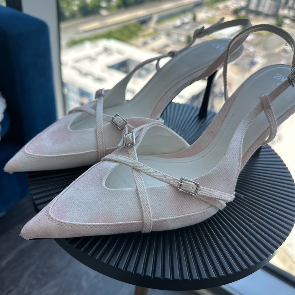 Zara Women's Pointed Slingback Heels in Light Pink